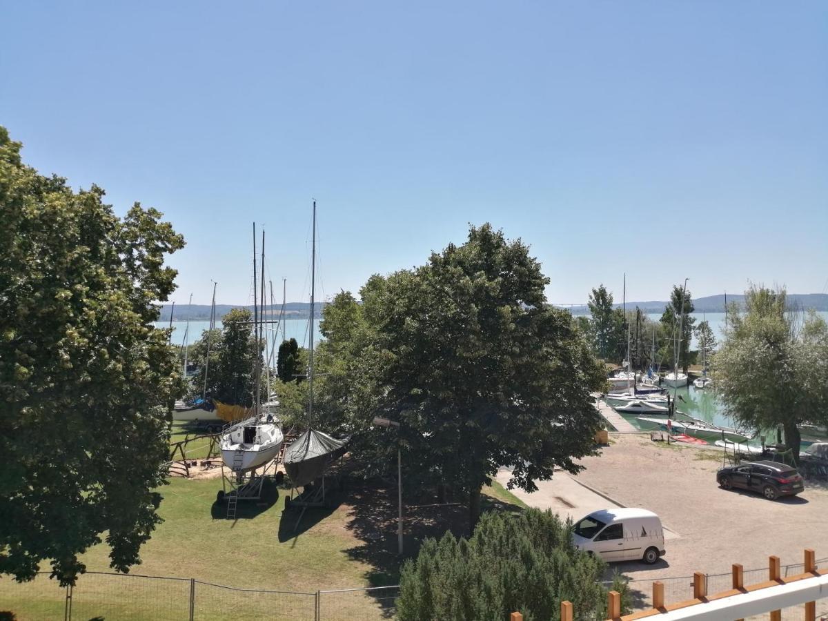 Tihany Yacht Club Hotel Exterior foto