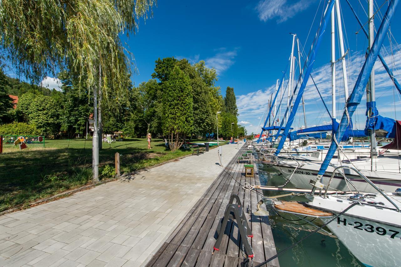 Tihany Yacht Club Hotel Exterior foto